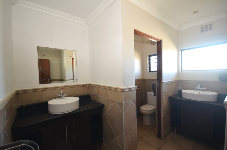 To Let commercial Property for Rent in Gonubie Eastern Cape